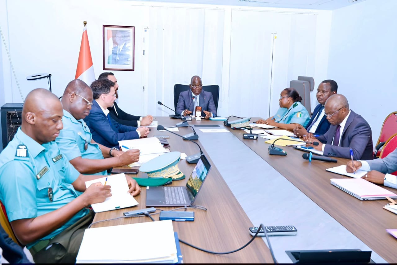 CÔTE D’IVOIRE-AGRO-FÔRET DE MONOGAGA : L’ÉTAT ET ROOTS WILD FOUNDATION ACCÉLERENT LA RÉHABILITATION MALGRÉ DES DÉFIS PERSISTANTS