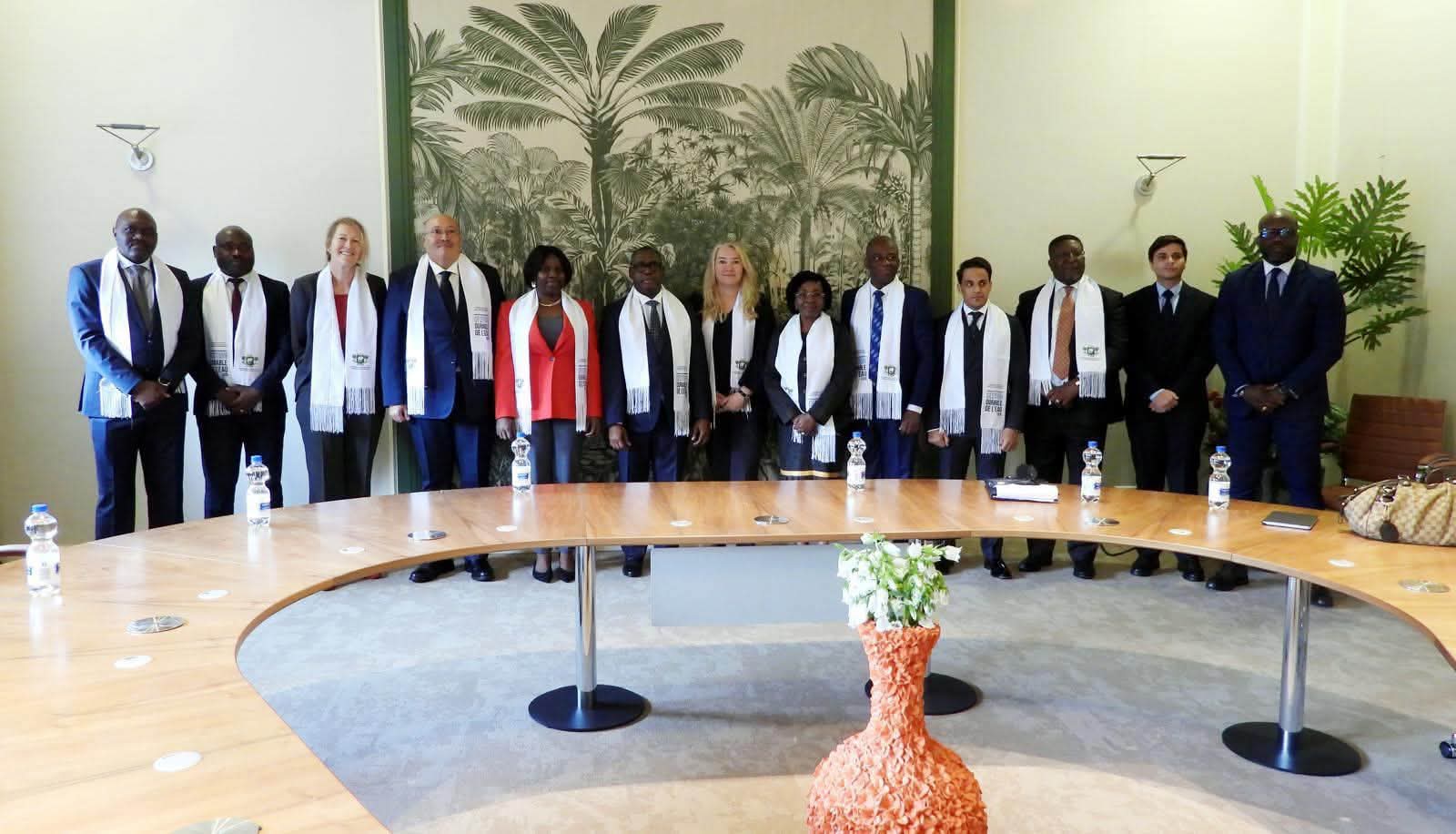 Gestion de l’eau : la Côte d’Ivoire présente 14 projets structurants à des investisseurs néerlandais