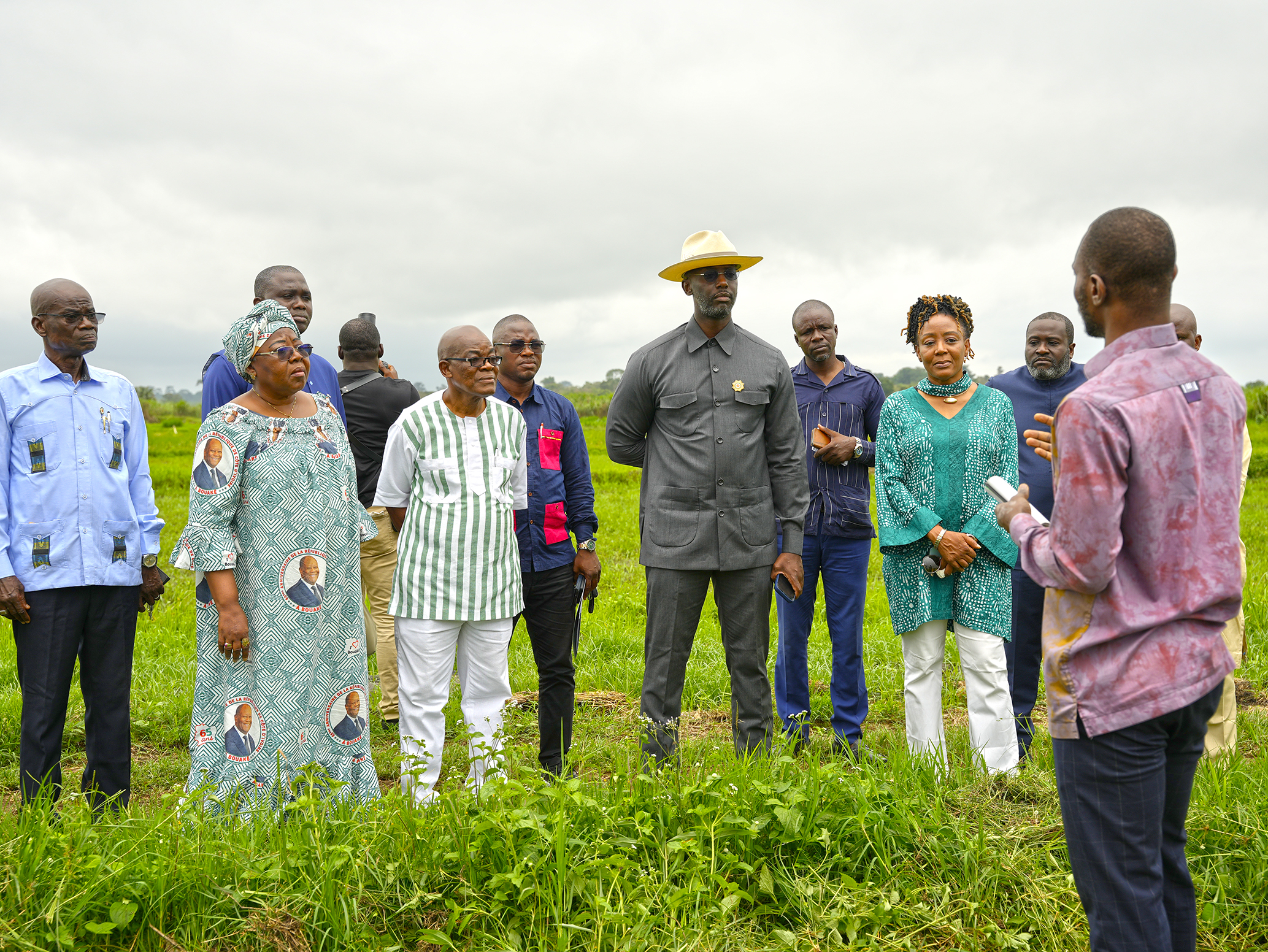 Des parlementaires ivoiriens s’imprègnent des avancées de la recherche rizicole à AfricaRice/Ivorian Lawmakers Learn About Advances in Rice Research at AfricaRice